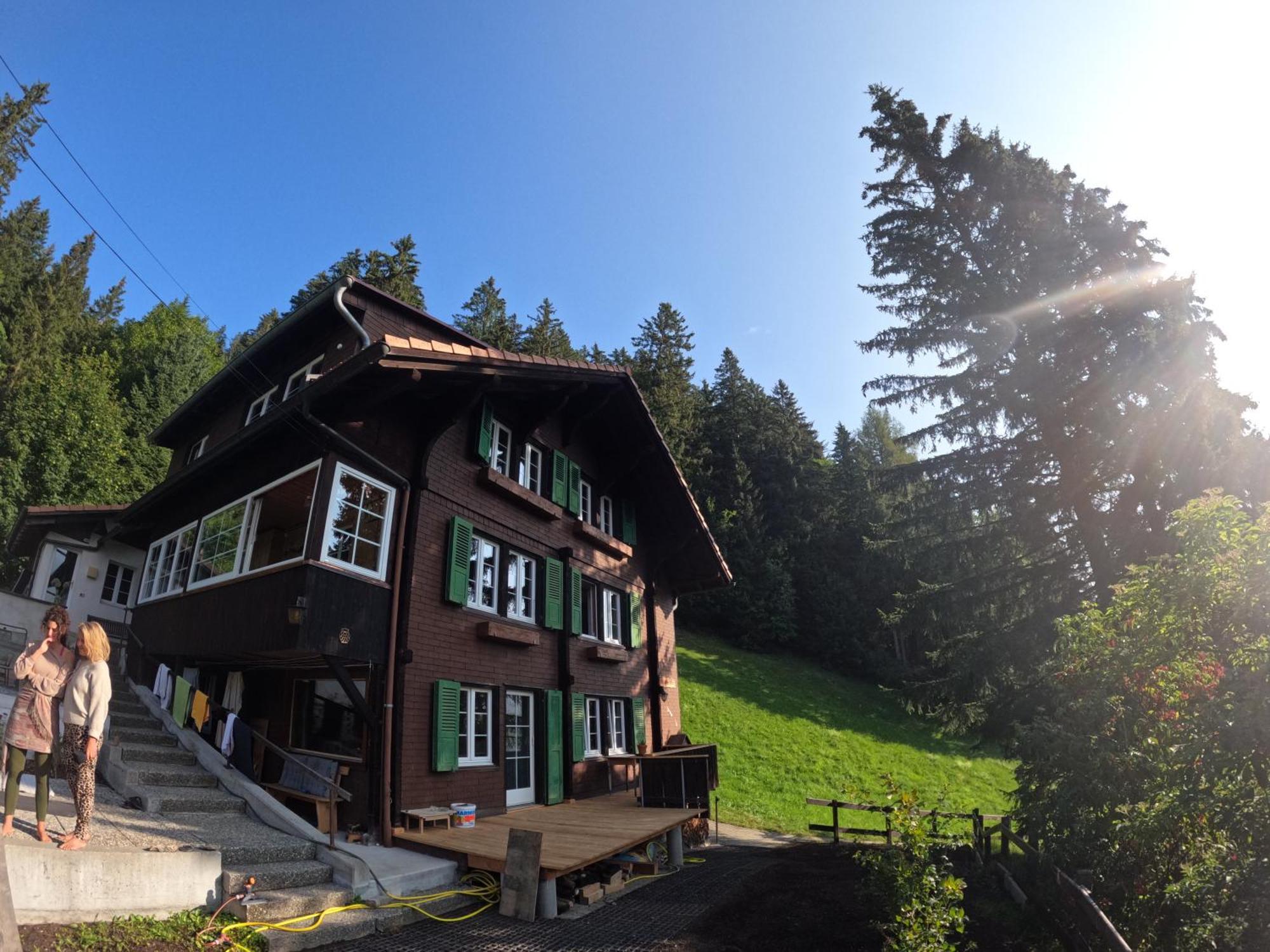 Chalet Sonnenheim Mit Atemberaubender Aussicht Adelboden Luaran gambar
